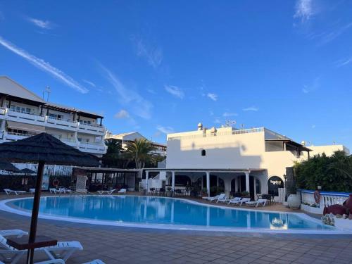 The swimming pool at or close to apt 360º panoramic view