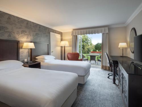 Cama ou camas em um quarto em Delta Hotels by Marriott St Pierre Country Club