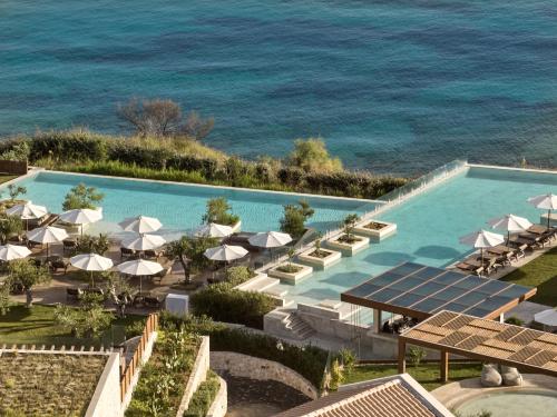 Poolen vid eller i närheten av Lesante Cape Resort & Villas - The Leading Hotels of the World