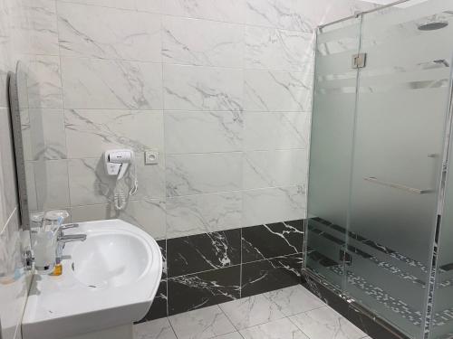 Un baño de IMPERIAL