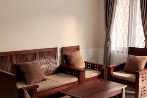 Зона вітальні в Florence guest house mataram lombok