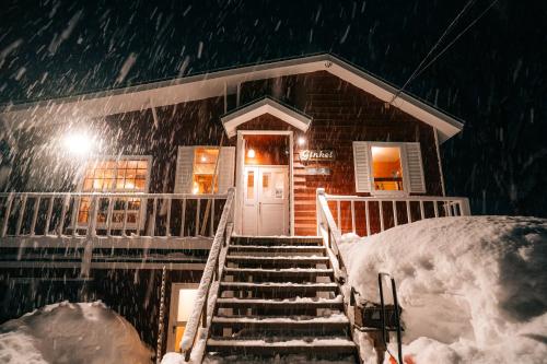 Alpenglow Lodges Ginkei