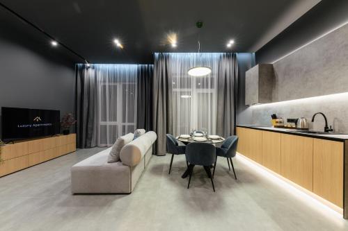 Kjøkken eller kjøkkenkrok på Luxury Apartments BUDAPEST