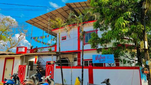 El edificio en el que está el hostal