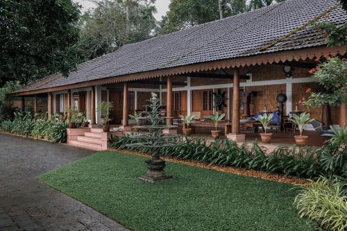 Градина пред BluSalzz Villa - Muhamma, Alleppey - Kerala