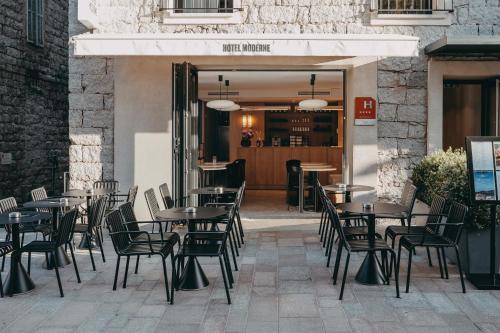 En restaurant eller et andet spisested på Hotel Moderne