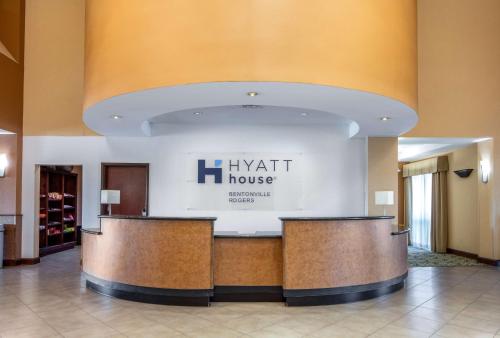 Hyatt House Bentonville Rogers 로비 또는 리셉션