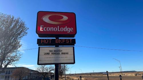 Econo Lodge Tucumcari Route 66 tesisinde sergilenen bir sertifika, ödül, işaret veya başka bir belge