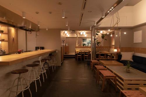 Un lugar para sentarse en CAFE/MINIMAL HOTEL OUR OUR