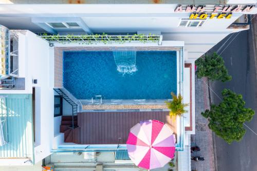 A balcony or terrace at ANH TUẤN HOTEL