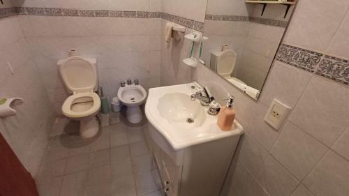 Casa muy tranquila en cul de sac tesisinde bir banyo