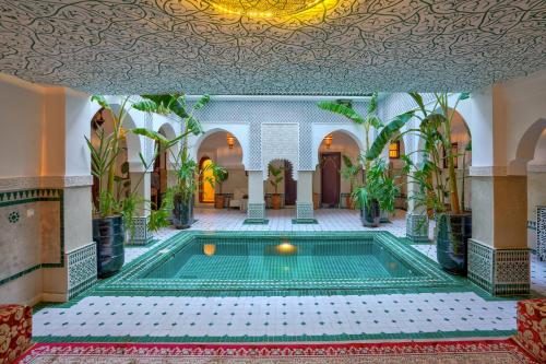 Sto za bilijar u objektu BÔ Riad Boutique Hotel & Spa