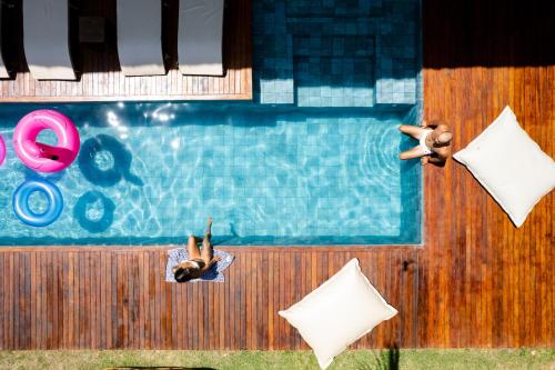 A piscina localizada em Villa Messina Jeri ou nos arredores