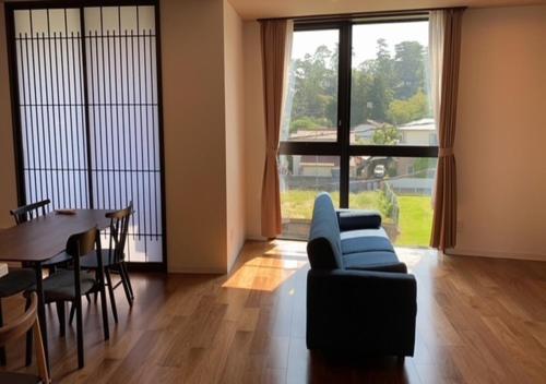 Гостиная зона в THE VIEW Odawara shiro-no mieru hotel - Vacation STAY 66140v