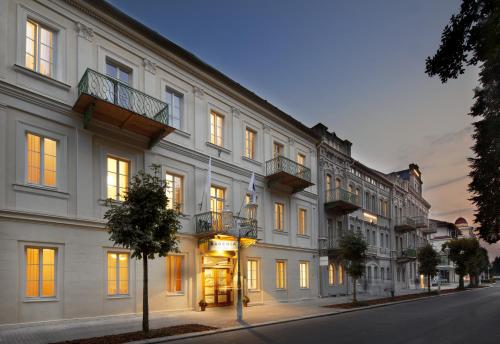 El edificio en el que está el hotel