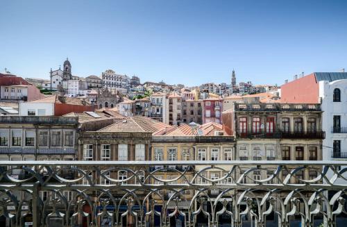 Una vista general de Oporto o una vista desde la ciudad tomada desde el departamento