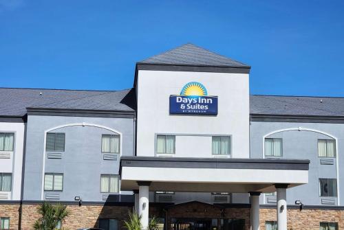 Certificat, premi, rètol o un altre document de Days Inn & Suites by Wyndham Houston / West Energy Corridor