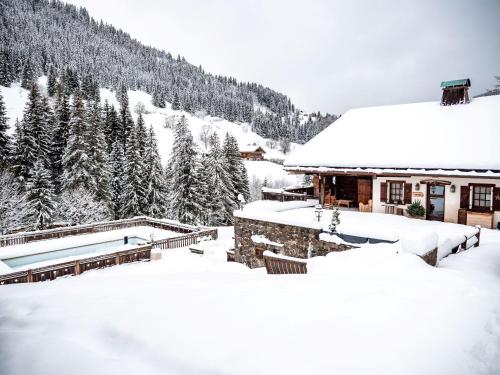 Les Chalets de la Serraz talvel