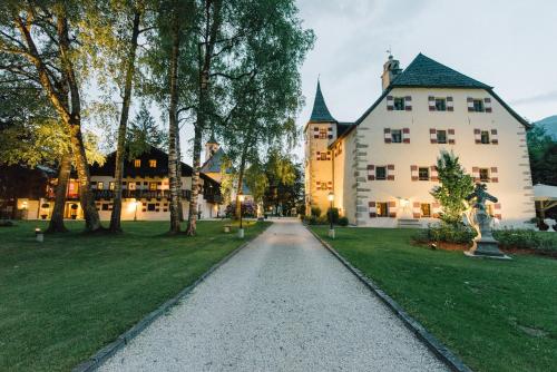 Schloss Prielau Hotel & Restaurants 야외 정원