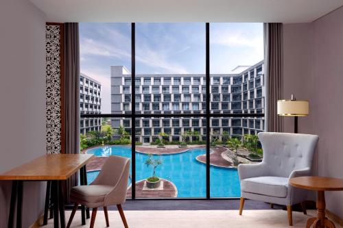 สระว่ายน้ำที่อยู่ใกล้ ๆ หรือใน Four Points by Sheraton Balikpapan