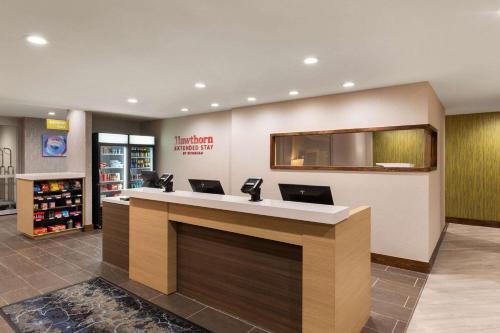 Hawthorn Extended Stay by Wyndham Kingwood Houston में लॉबी या रिसेप्शन एरिया