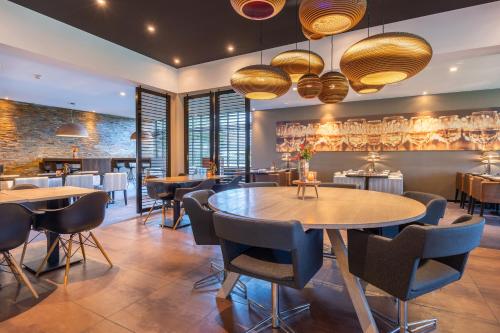 Restoran atau tempat lain untuk makan di Postillion Hotel Deventer