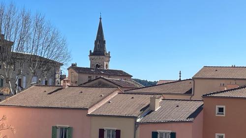 Foto de la galería de Villa 180 m2 piscine en Draguignan