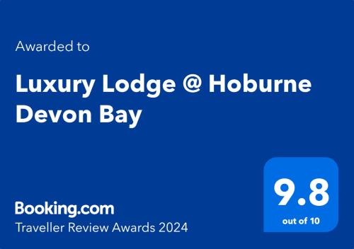 ein Screenshot des Lobbyvorsprungs und der Hollywood Device Bay in der Unterkunft Luxury Lodge @ Hoburne Devon Bay in Paignton