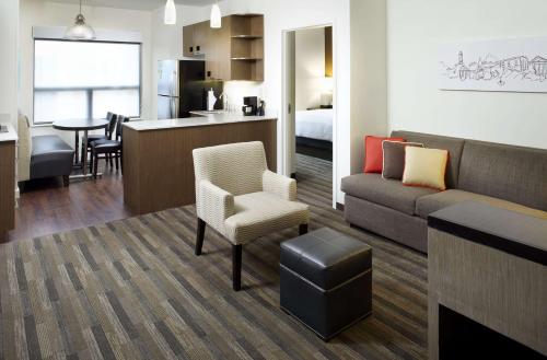 Area tempat duduk di HYATT House Pittsburgh-South Side