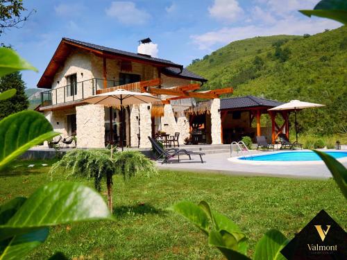 Valmont Luxury Chalet