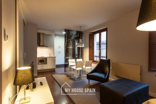 Zona d'estar a MyHouseSpain - Apartamentos Moros 41