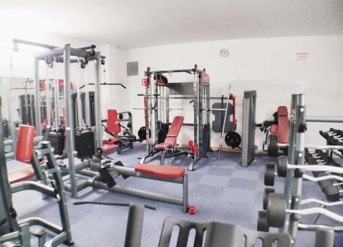 Posilňovňa alebo fitness centrum v ubytovaní Liverpool Stays - Kempston Court