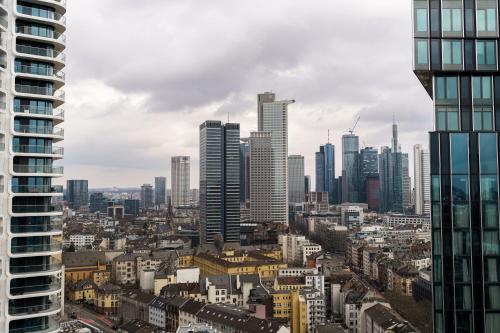 Nespecifikovaný výhled na destinaci Frankfurt nad Mohanem nebo výhled na město při pohledu z apartmánu