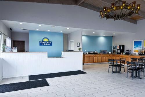 Days Inn & Suites by Wyndham Santa Rosa, NM 레스토랑 또는 맛집