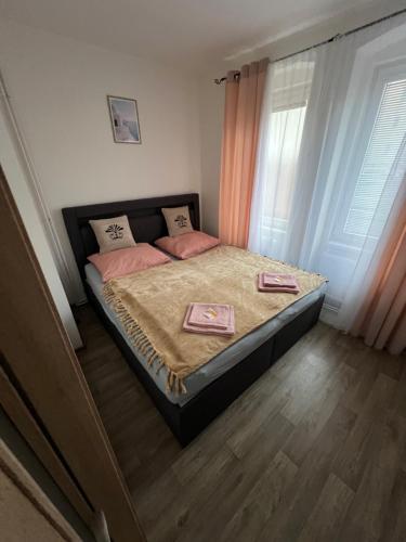 Postel nebo postele na pokoji v ubytování ApartmentsCarlsbad