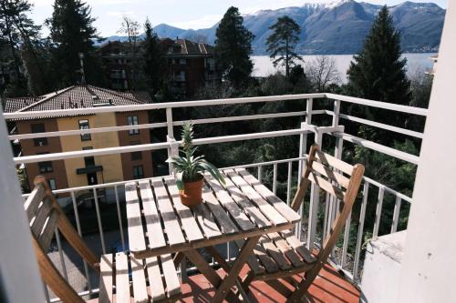 Uma vista da montanha tirada do apartamento 