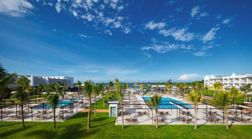 vista sulla piscina del resort di Riu Montego Bay - Adults Only - All Inclusive a Montego Bay