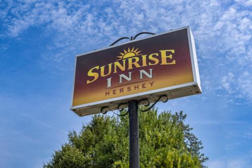 Certifikat, nagrada, logo ili neki drugi dokument izložen u objektu Sunrise Inn Hershey