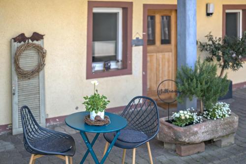 Patio atau area outdoor lain di Ferienwohnung Zur Weinsteige