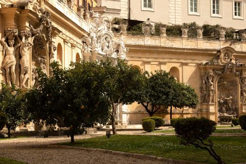 Vrt ispred objekta Palazzo Shedir - The Leading Hotels of the World