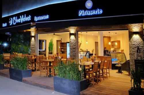 Restoran ili neka druga zalogajnica u objektu BLUE VELVET