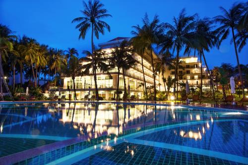 A piscina em ou perto de Muong Thanh Holiday Muine Hotel