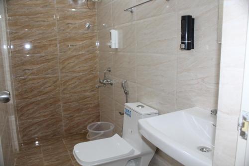 Friendlystay Prime tesisinde bir banyo