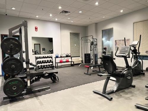 Gimnasio o equipo deportivo en Divya Sutra Plaza and Conference Centre Calgary Airport