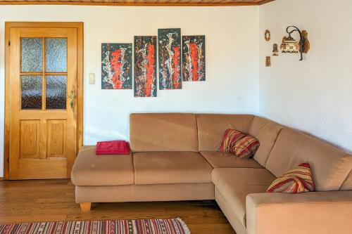 Zona d'estar a Private Farmhouse Escape - Ideal for up to 8 Guests