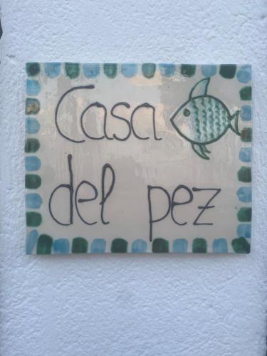 Certificate, award, sign, o iba pang document na naka-display sa CASA DEL PEZ Vivienda a pie de calle en Agua Amarga a 250 metros de la playa