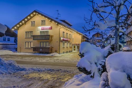 KAISERS das kleine Stadthotel under vintern