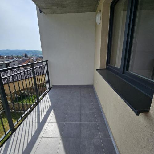 Apartmán Prešov tesisinde bir balkon veya teras