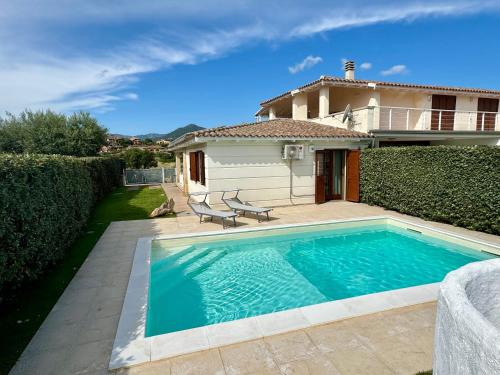 The swimming pool at or close to VILLA AQUA LUXURY Private Pool