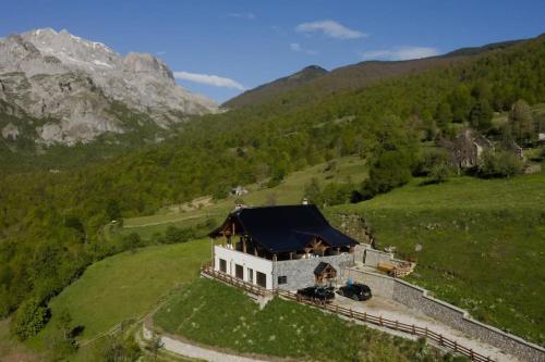 Paisatge natural a prop de la casa de muntanya